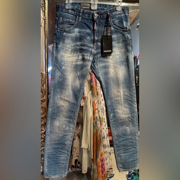 DSQUARED2 MSRP $819 NWT WASHED
JEANS SIZE IT38
$338 $819
Size: 1138 - Picture 2 of 8